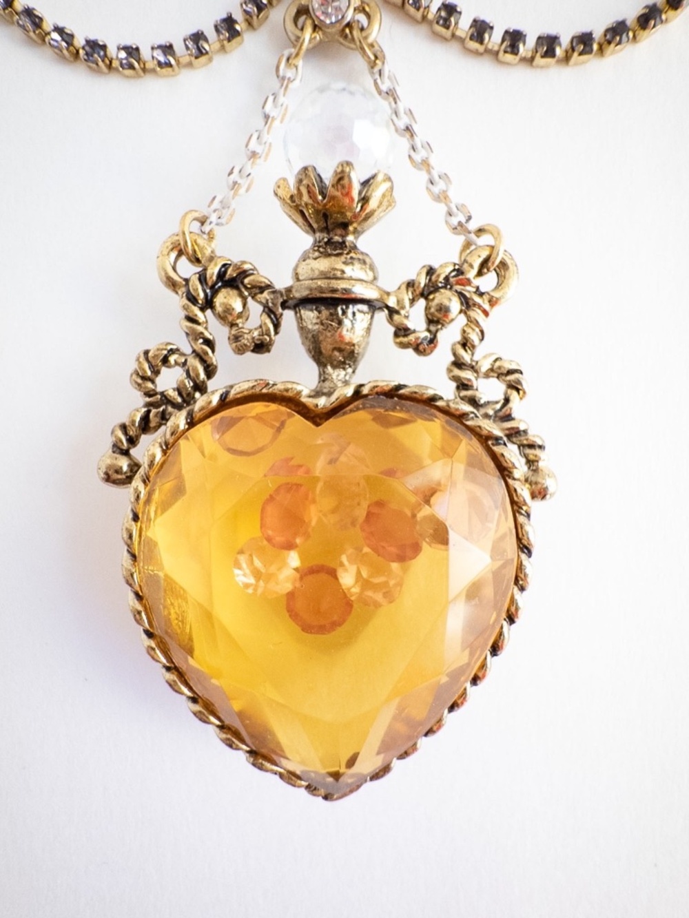 Betsey Johnson Fairyland Heart Potion Bottle Crystals Bead VERY RARE Necklace - Picture 3 of 15